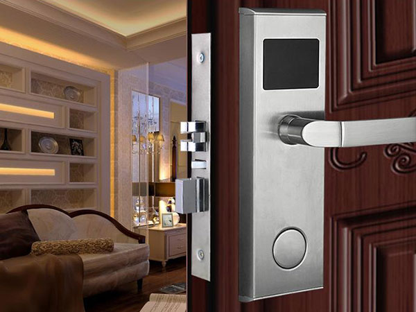 秦都24小时上门开锁公司