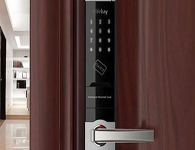 秦都24小时上门开锁公司