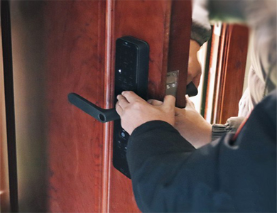 秦都24小时上门开锁公司